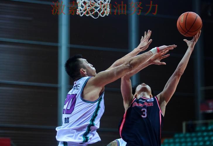 老鹰核心组合终于打出默契